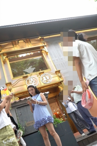 kc1590（空城原创）超短蛋糕裙小少妇逛街，性感黑N包裹肉臀